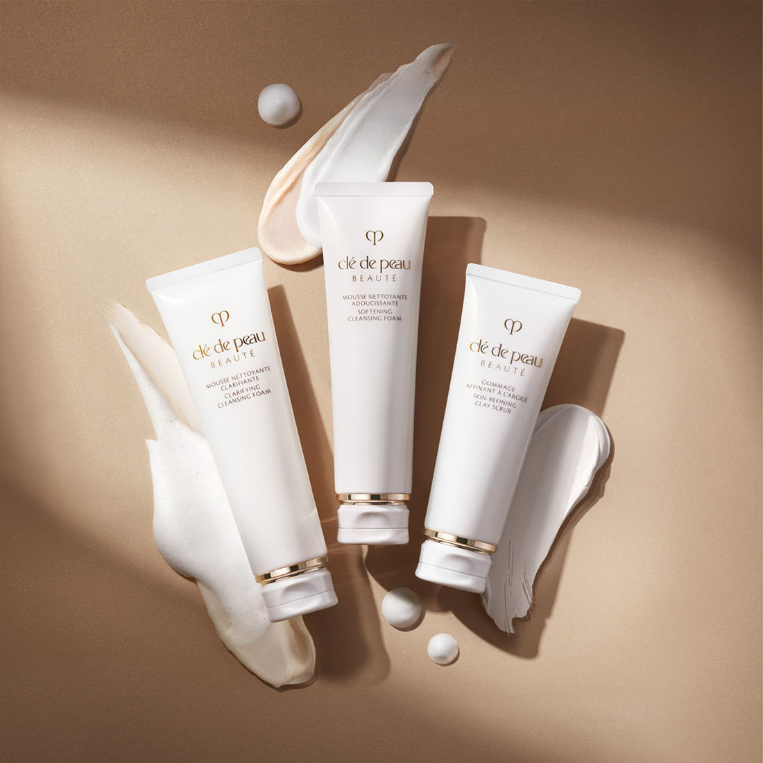 Softening Cleansing Foam Mousse Detergente Viso 125 ML_CDP10117164101_CLE' DE PEAU BEAUTE'-7