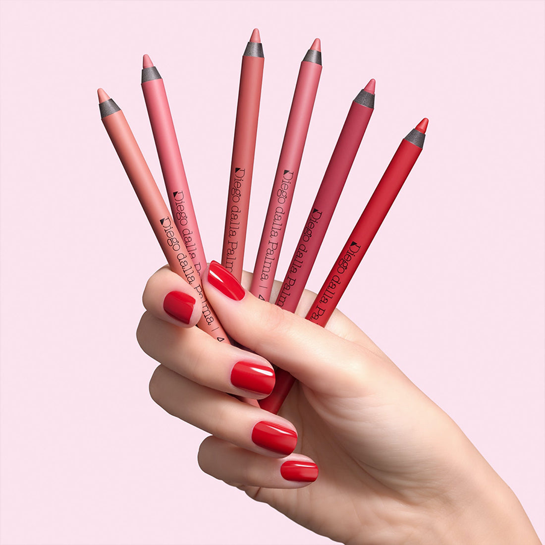Stay On Me Lip Liner Matita Labbra Lunga Tenuta Waterproof 151 Castagna_DDP113151_Diego Dalla Palma-4