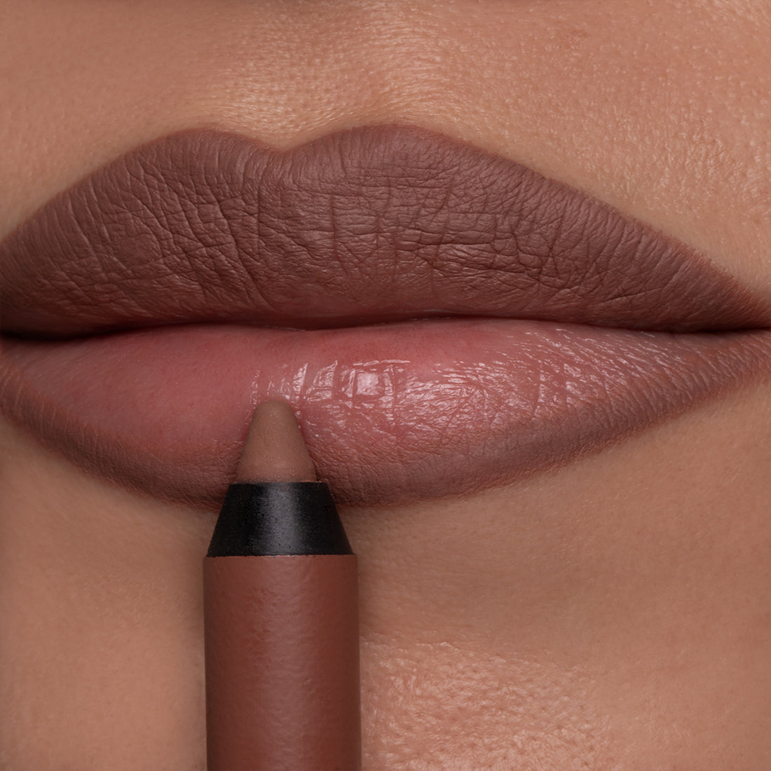 Stay On Me Lip Liner Matita Labbra Lunga Tenuta Waterproof 173 Caramello_DDP113173_Diego Dalla Palma-2