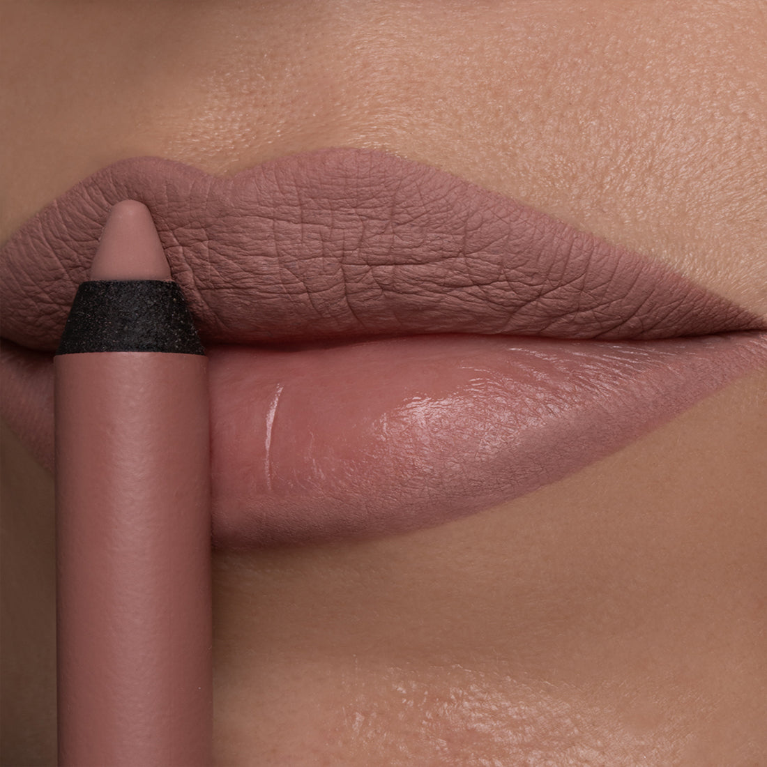 Stay On Me Lip Liner Matita Labbra Lunga Tenuta Waterproof 174 Nude Beige_DDP113174_Diego Dalla Palma-2