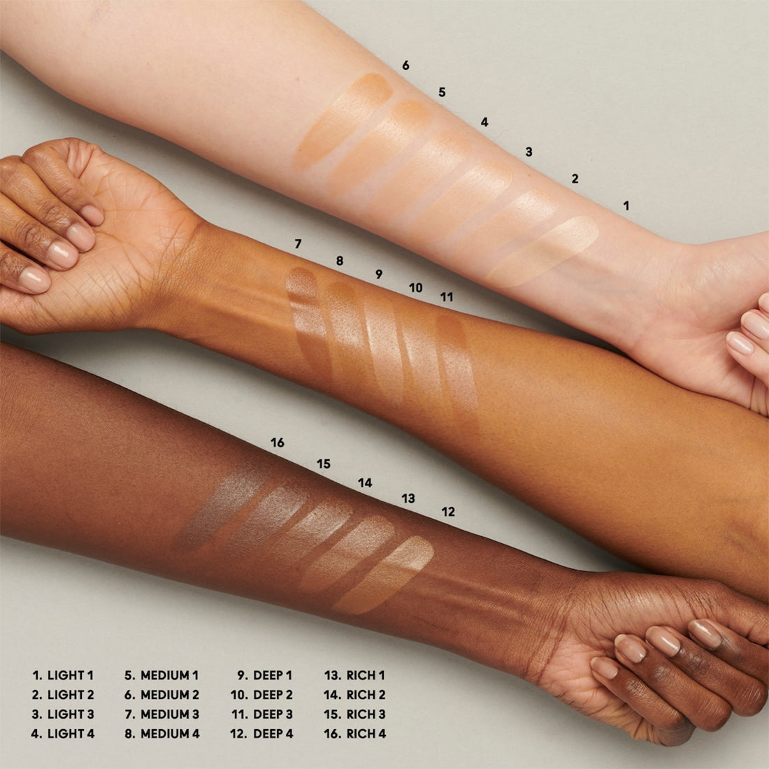 Strobe Dewy Skin Tint Idratante Colorato Light 2_MACNX5X01_MAC-4