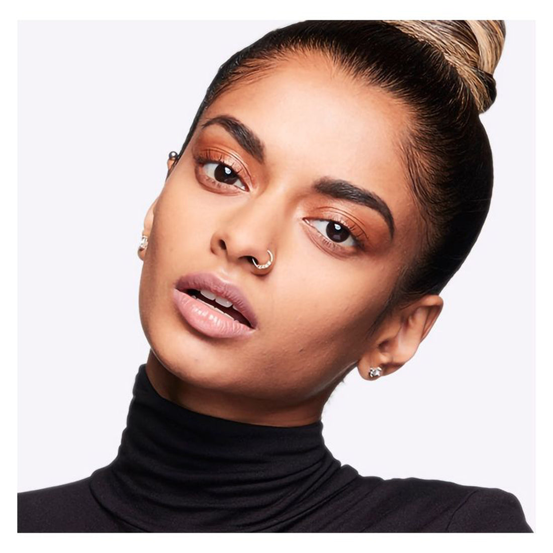 Studio Fix Powder Plus Foundation Cipria+Fondotinta Compatto NC42_MACM51058_MAC-3