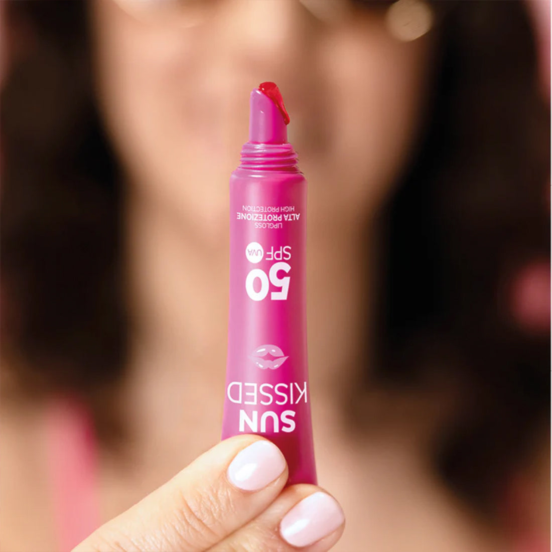 Sun Kissed Lipgloss SPF 50_VRLSOL7057_VERALAB-5