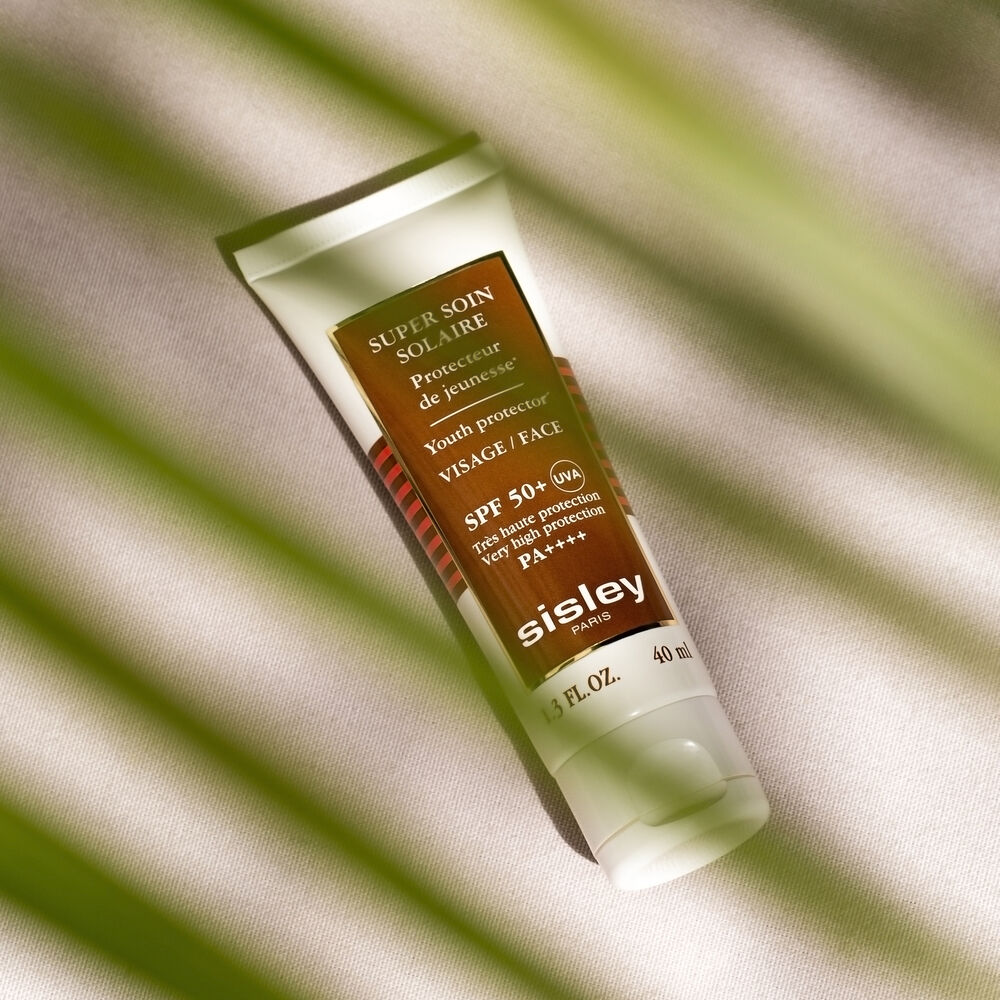 Super Soin Solaire Visage CremaProtettiva Viso SPF 50+ 40 ml_SIS168212_Sisley-3