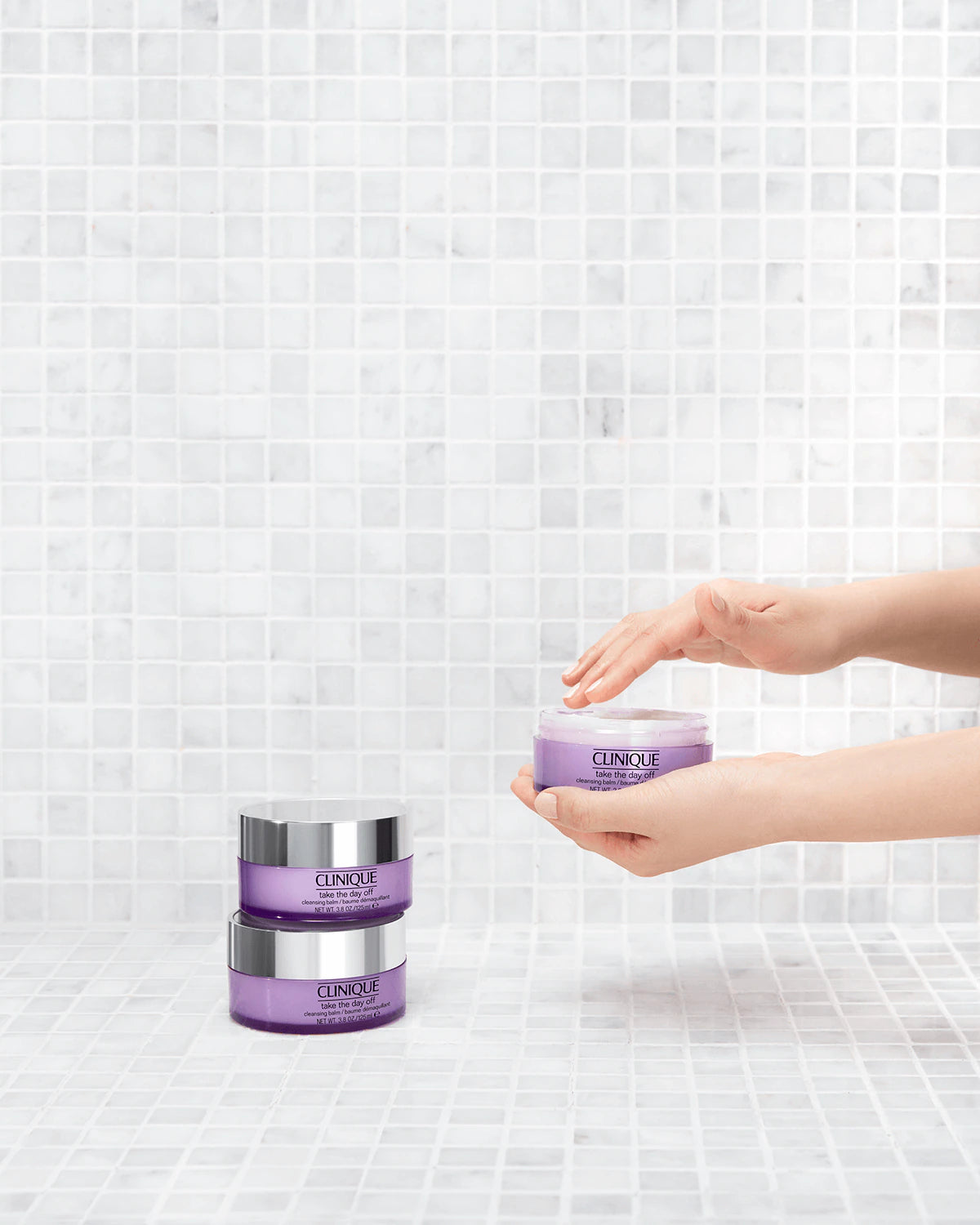 Take The Day Off Cleansing Balm Balsamo Struccante Delicato_CLIKAJ701_Clinique-2