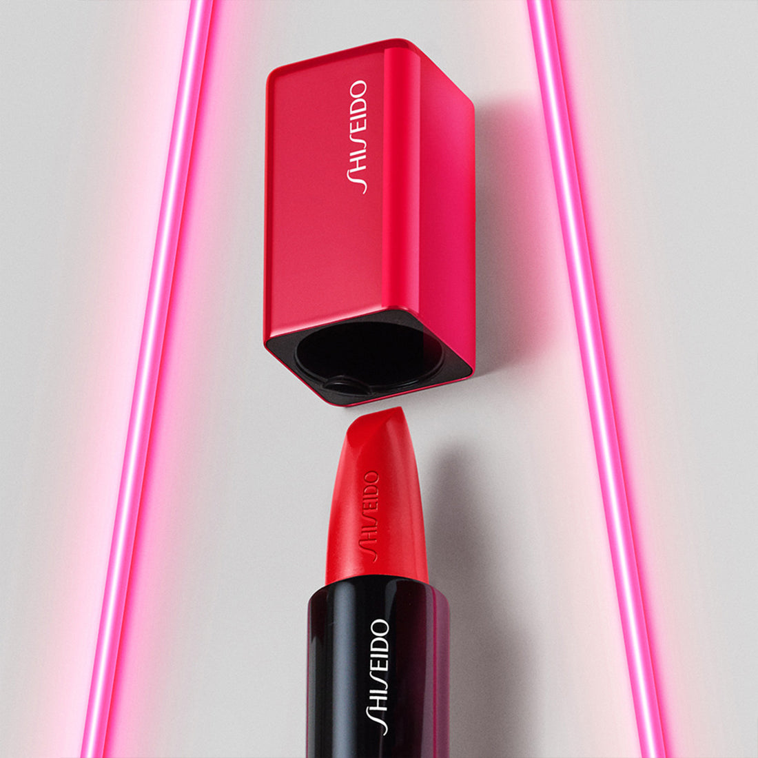 Technosatin G Lipstick Rossetto 413_SHI18058_Shiseido-4