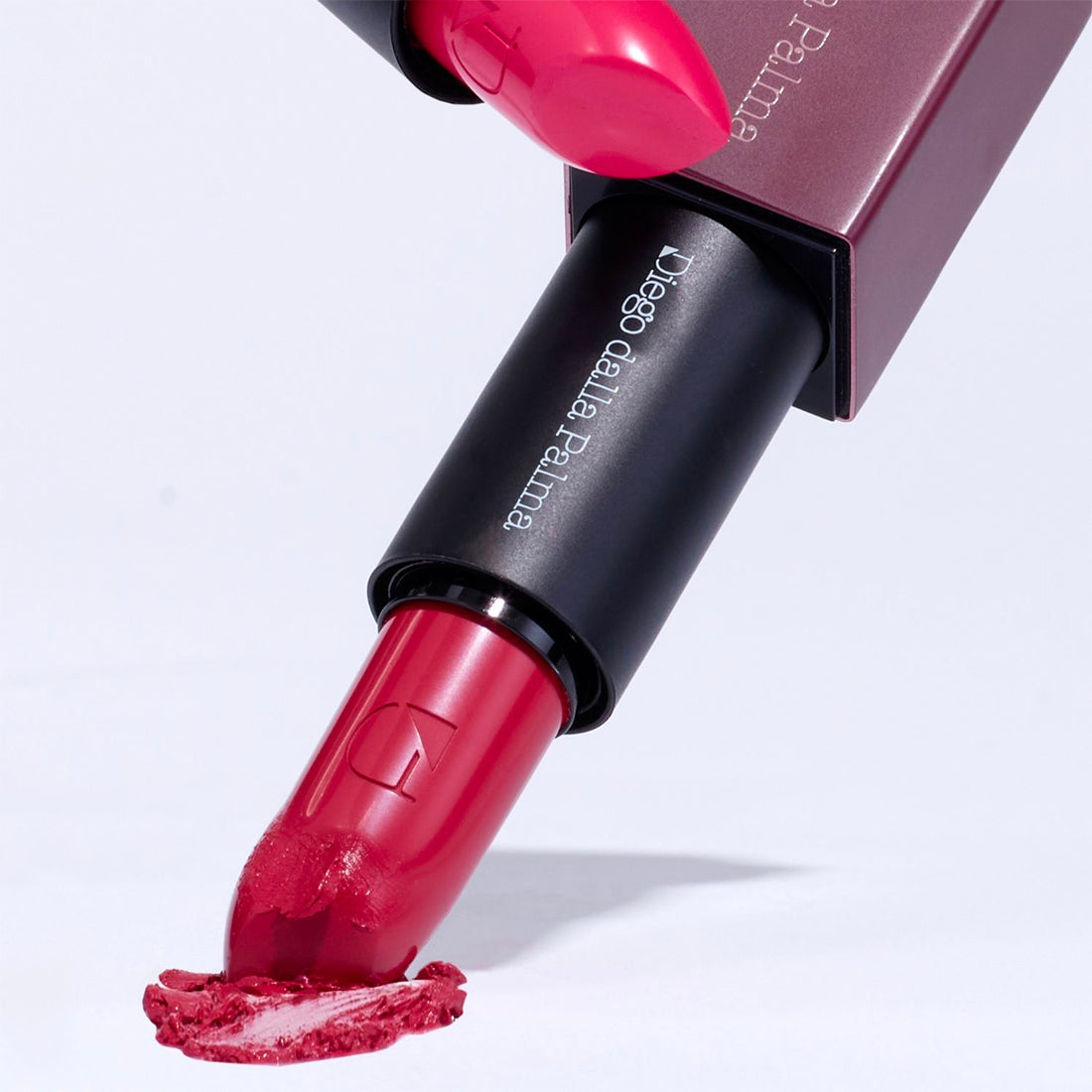 Tell Me Lies Creamy Lipstick Rossetto Cremoso_DDP63292_Diego Dalla Palma-3
