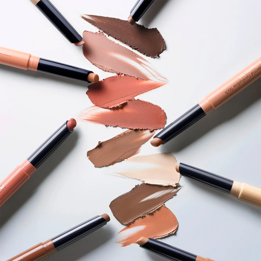 The Essential Eyeshadow Stick Ombretto Matita_ESTGBC404_Estee Lauder-5