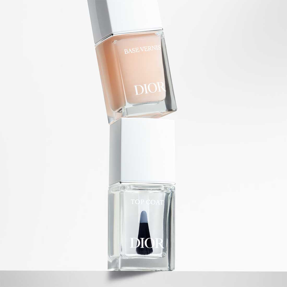 Top Coat Smalto fissante per un’asciugatura ultra-rapida_CDC099700554_Dior-2