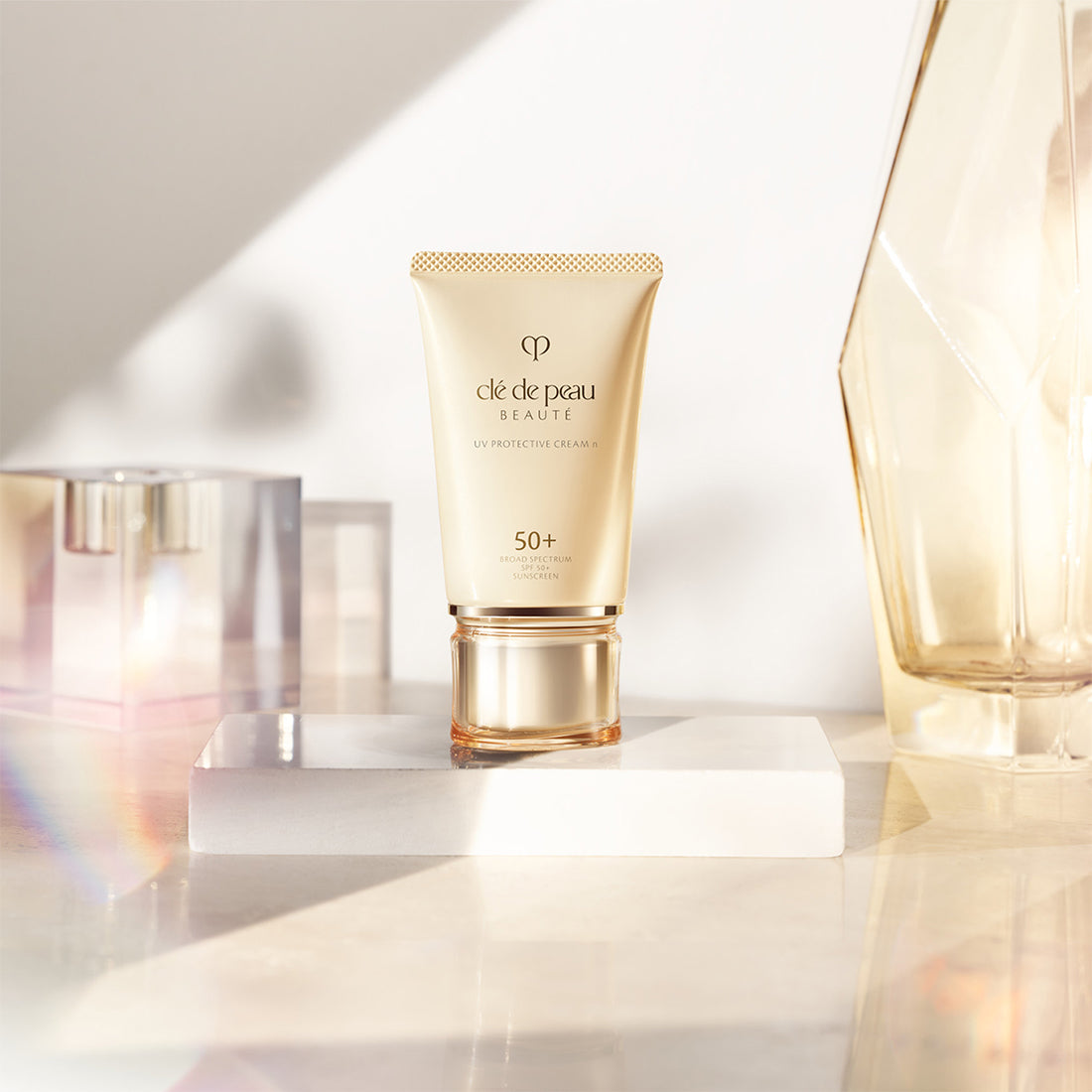 UV Protective Cream Protezione Solare SPF 50+ 50 ML_CDP10119166301_CLE' DE PEAU BEAUTE'-3