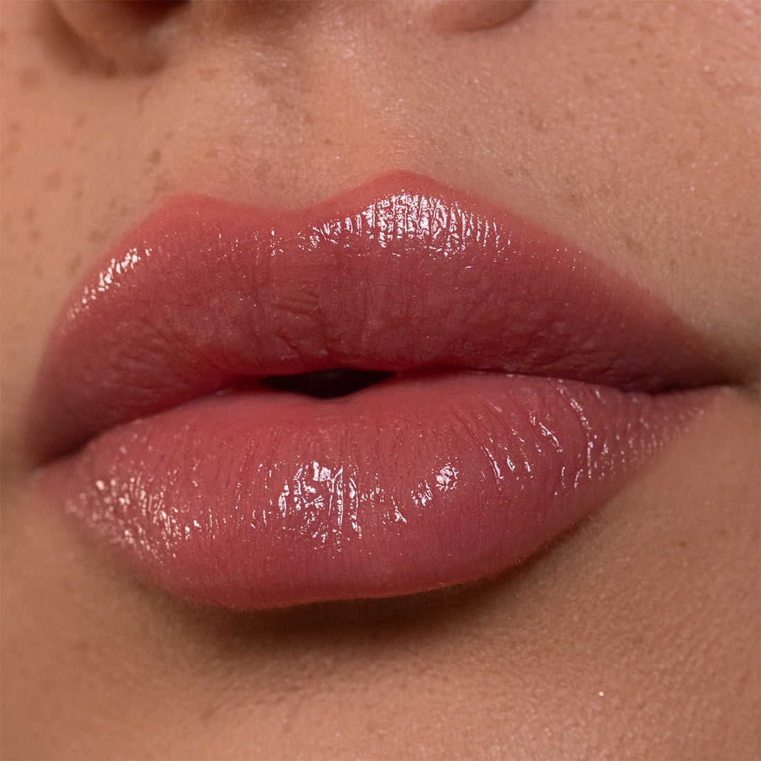 Ultra Rich Sheer Lipstick Rossetto Luminoso Idratante 188_DDP101188_Diego Dalla Palma-5