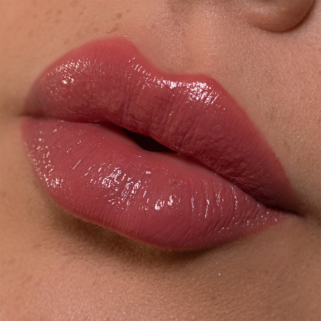 Ultra Rich Sheer Lipstick Rossetto Luminoso Idratante 189_DDP101189_Diego Dalla Palma-5