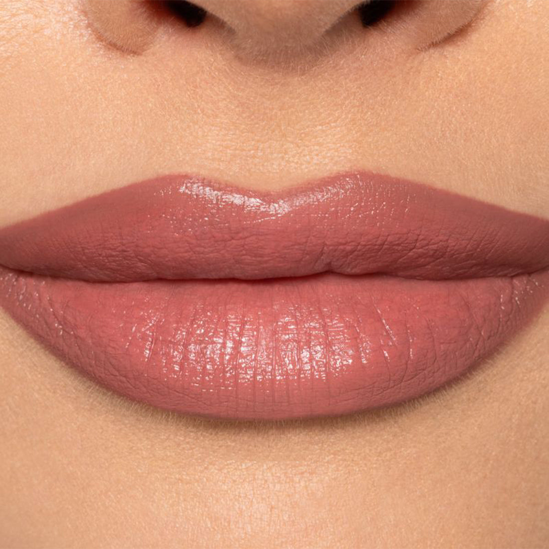 Vamp! Creamy Duo Matita Labbra Contouring & Rossetto Brillante N007 Peach Nude_PUP020122A007_Pupa-2