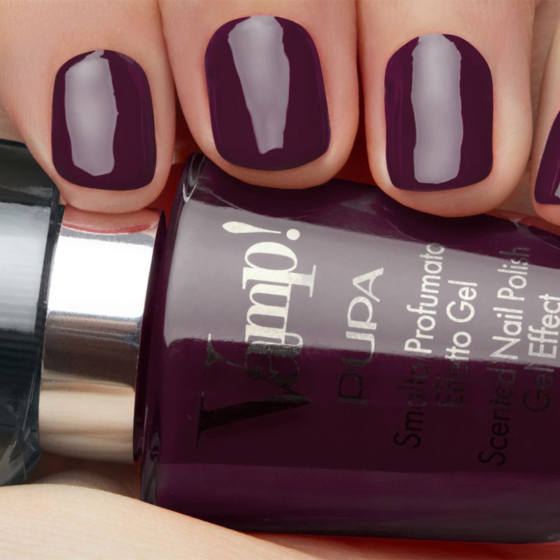 Vamp! Nail Polish Smalto per Unghie Profumato N304 Intrepid Red-Black_PUP230139A304_Pupa-2