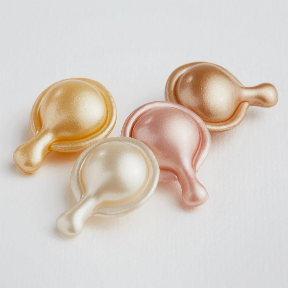 Vitamin c Ceramide Capsules Radiance Renewal Serum Capsule Siero Illuminante_ARD40295252_Elizabeth Arden-2